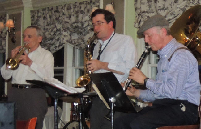 Dave Whitney trumpet, John Clark alto sax, Craig Ball clarinet