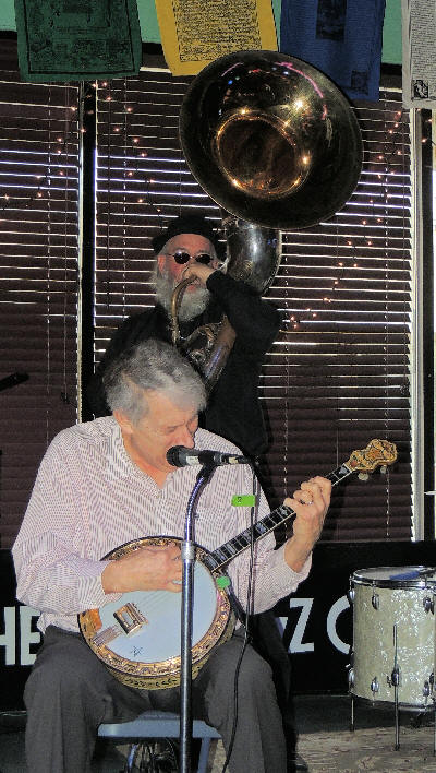 Jimmy on banjo, Al on Sousaphone behind him