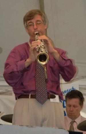 Joe on soprano sax, drummer behind him